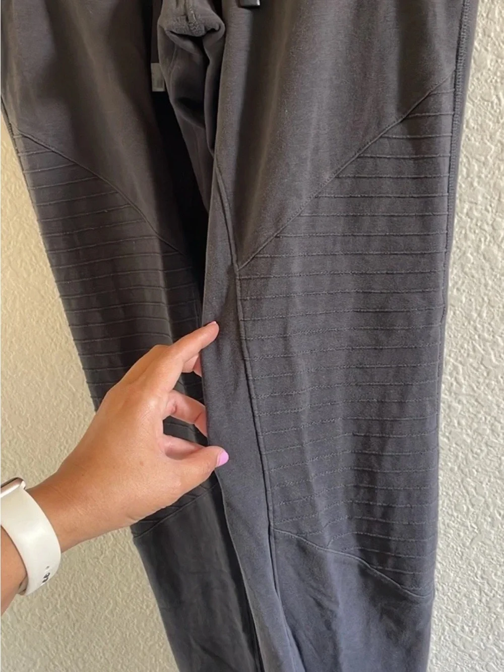 ALO Yoga Urban Moto Sweatpants Joggers Grey Anthracite Large